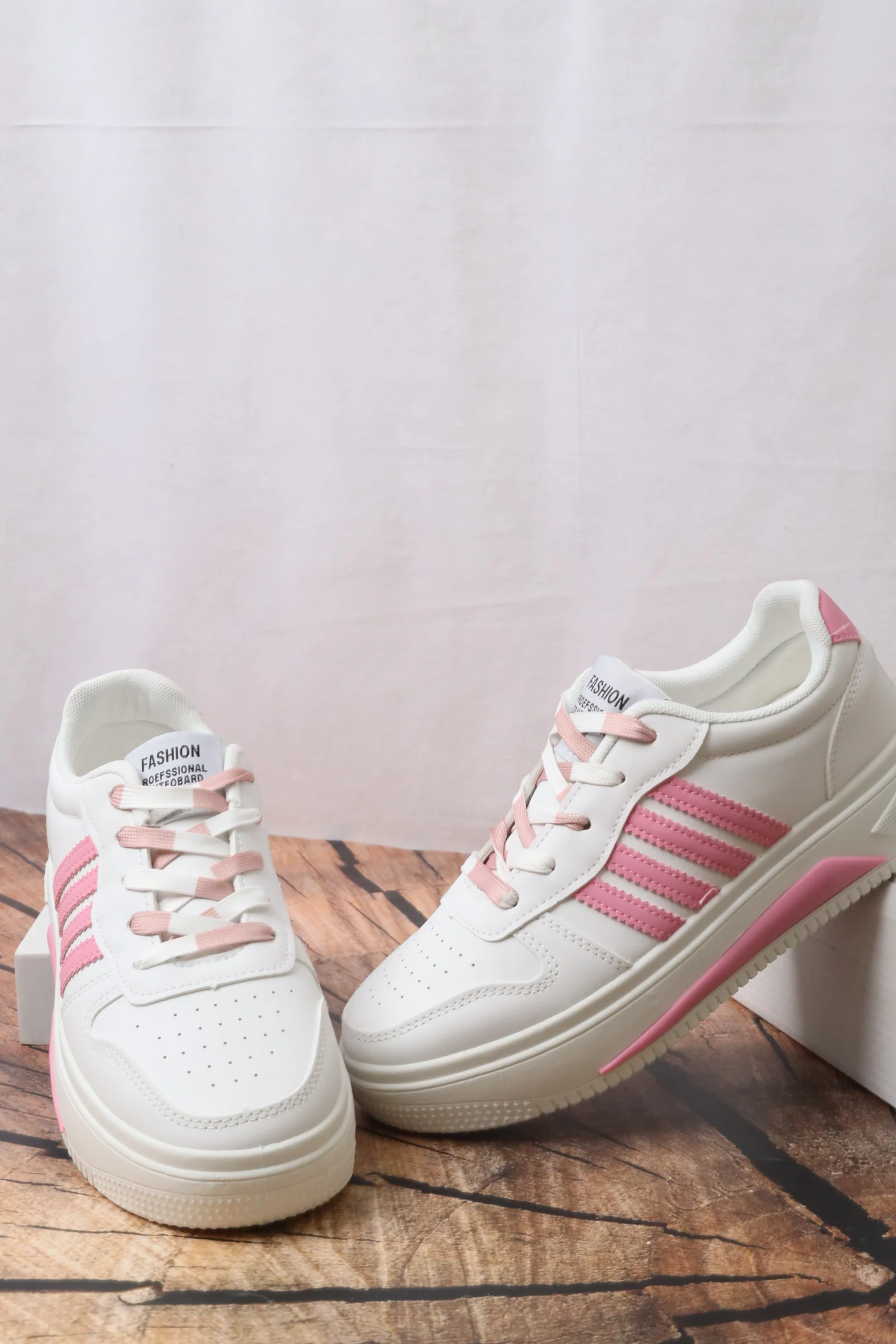 FS05-L10 حذاء رياضي نسائي - Image 6